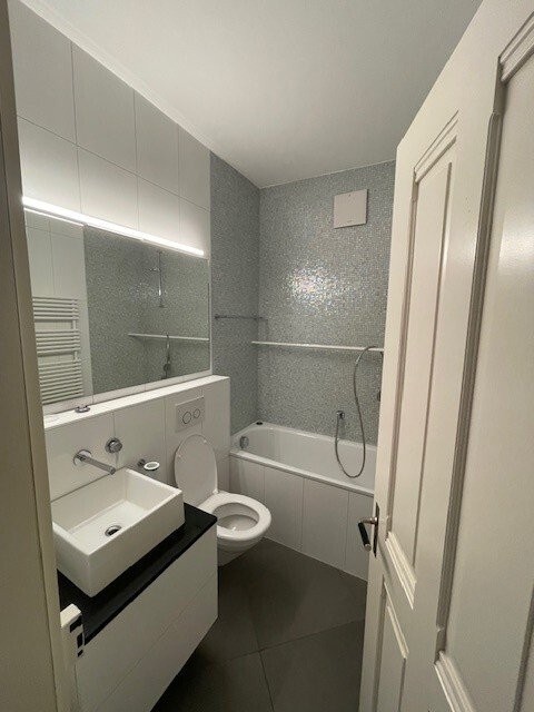 3 rooms apartment