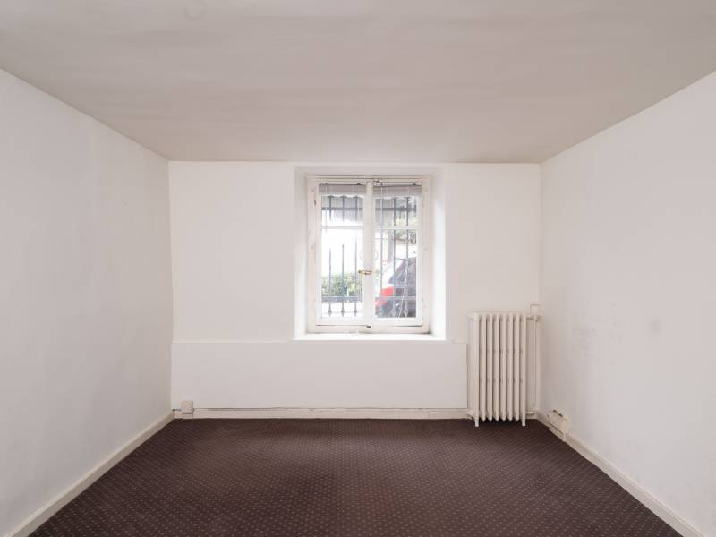 50m² office
