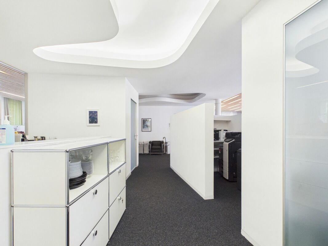 100m² office, photo 8 of 10