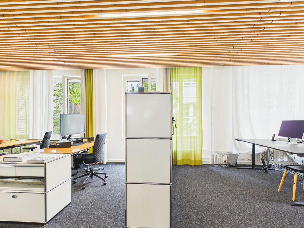 100m² office, photo 6 of 10