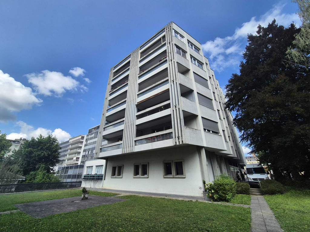25m² department store, photo 2 of 4