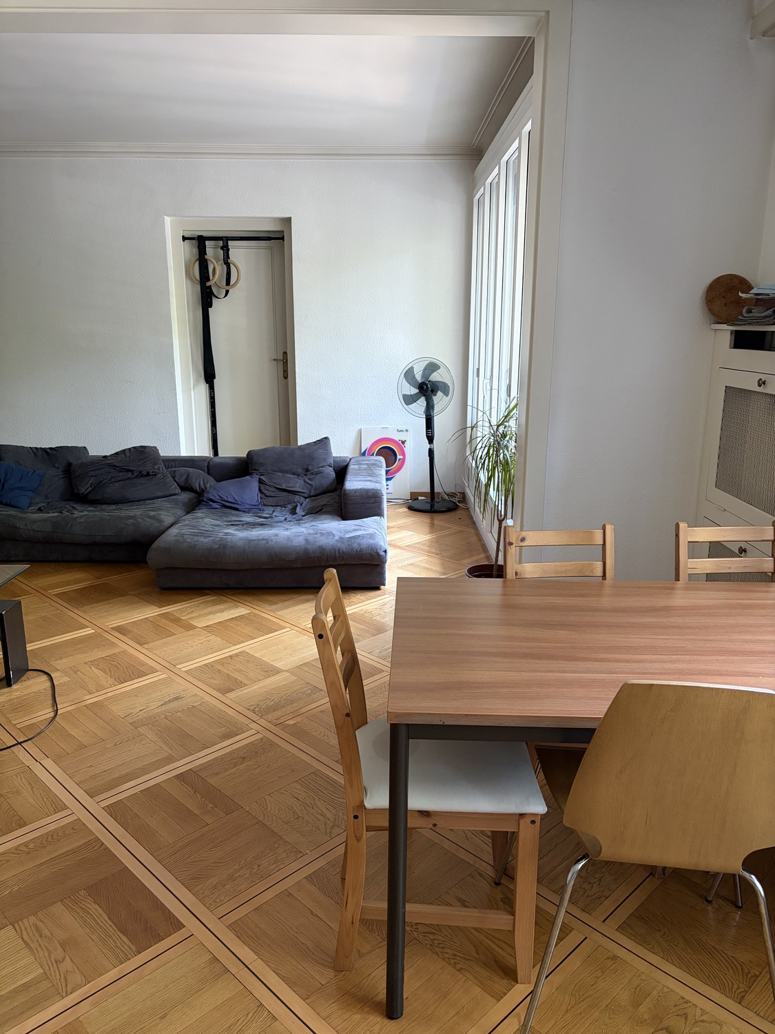 6 rooms apartment, photo 3 of 9