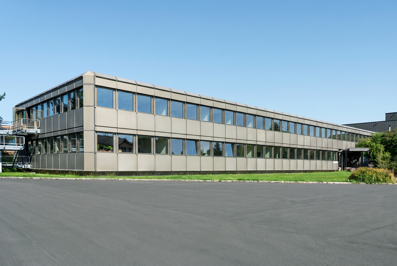 655m² office, photo 2 of 6