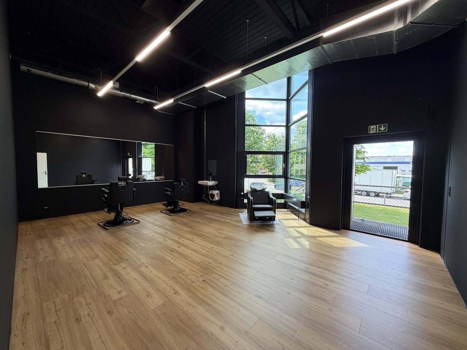 48-48m² commerciale