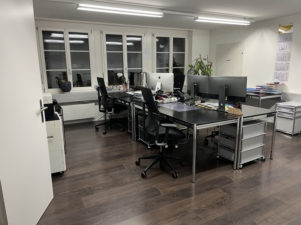 146m² office, photo 3 of 6