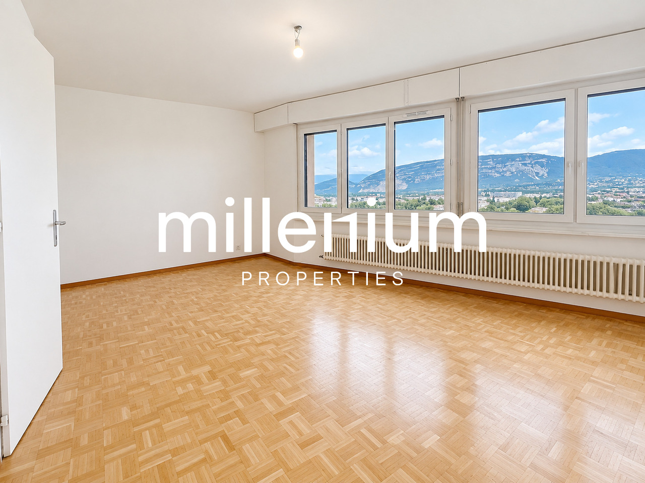 5 rooms apartment, photo 1 of 10