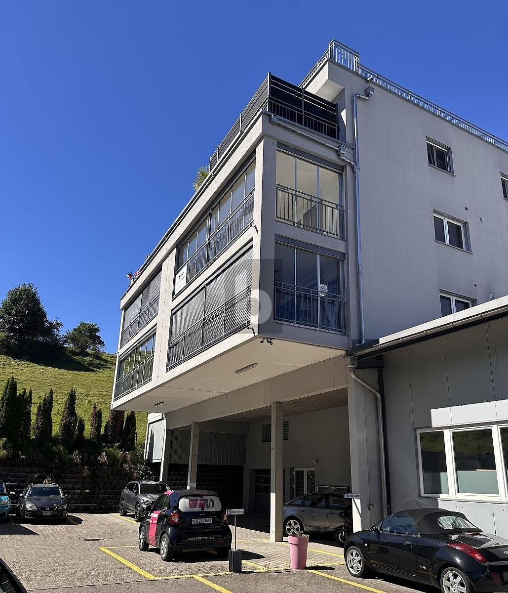 106m² office, photo 2 of 4