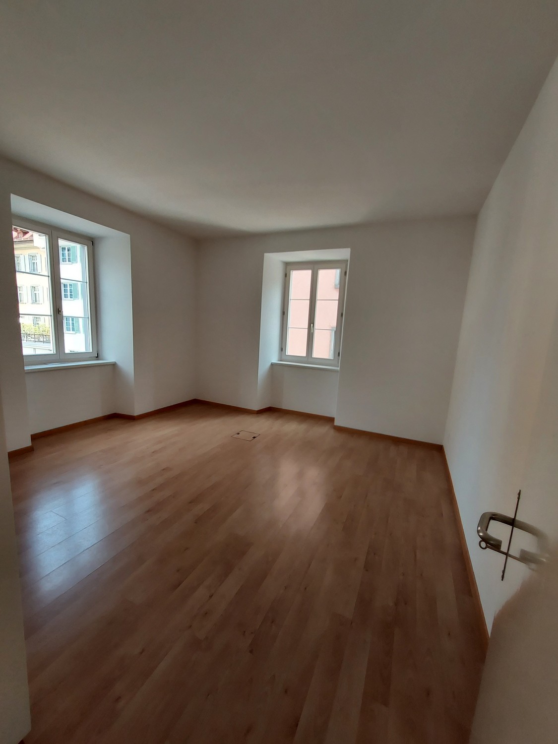 Office, photo 5 of 10