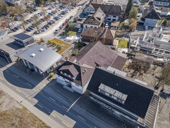 Multi family house, photo 6 of 9