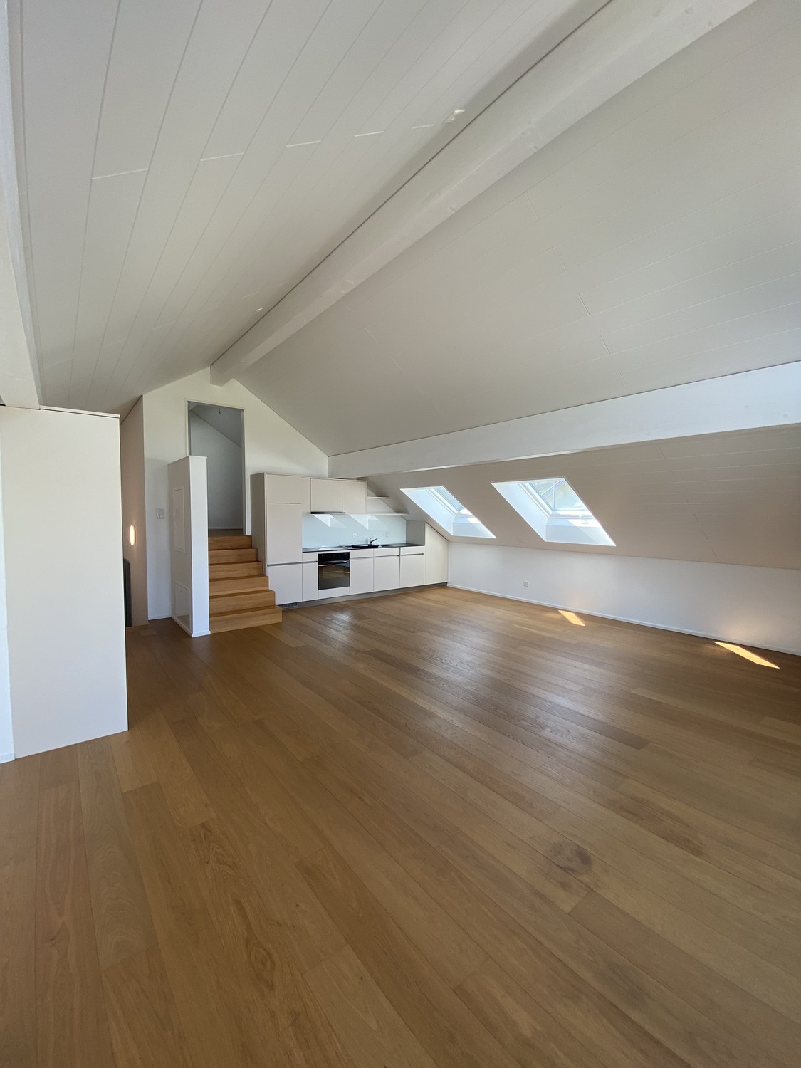 2 rooms apartment, photo 1 of 9