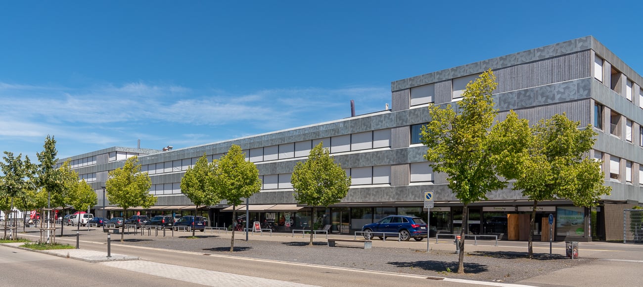 82m² shop, photo 1 sur 3