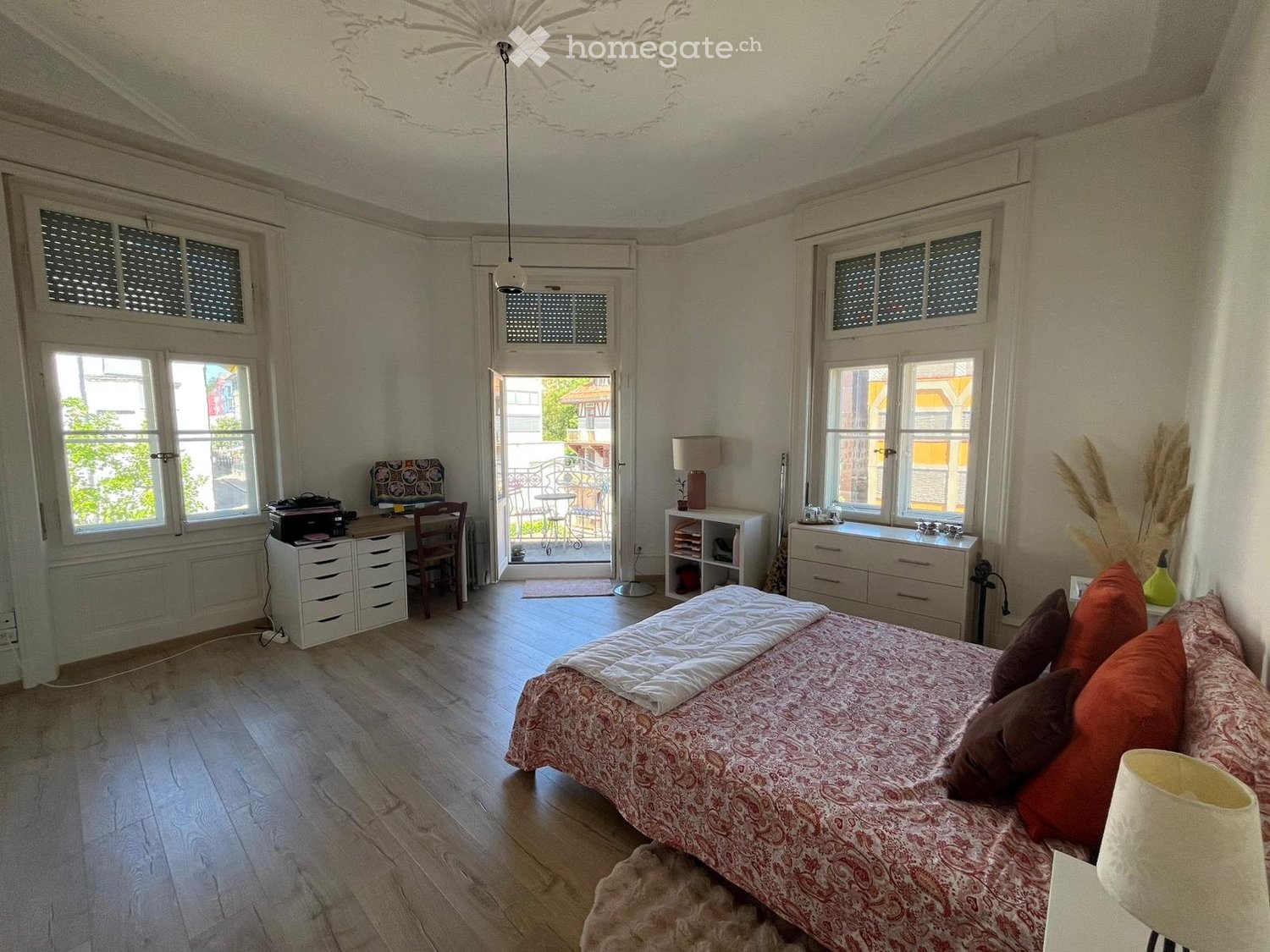 1 room single room