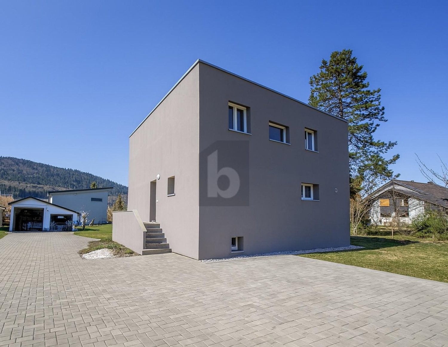 6 ½ rooms single house