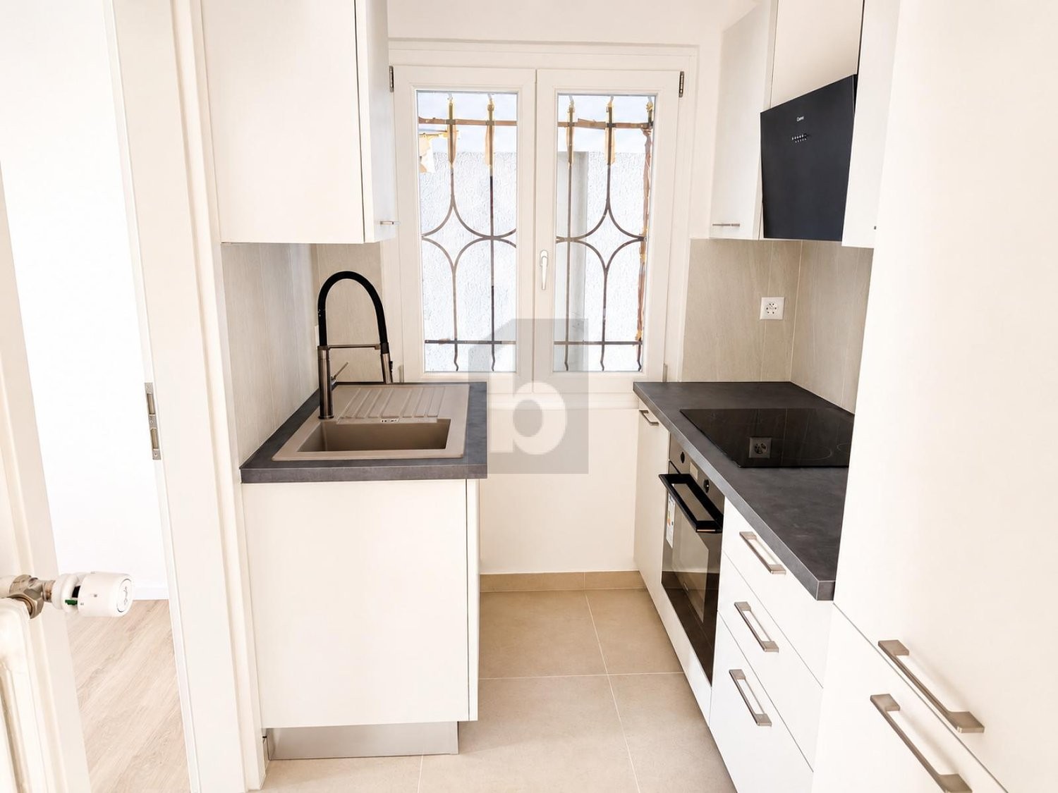 3 rooms apartment, photo 3 of 4
