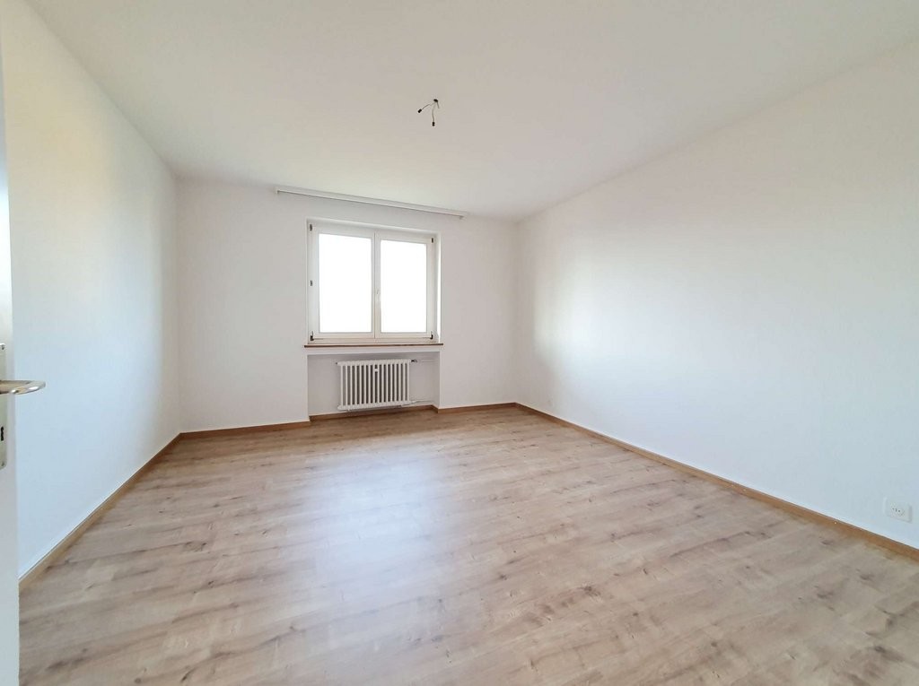 4 rooms apartment, photo 8 of 9