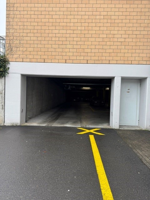 Open slot, photo 2 of 2