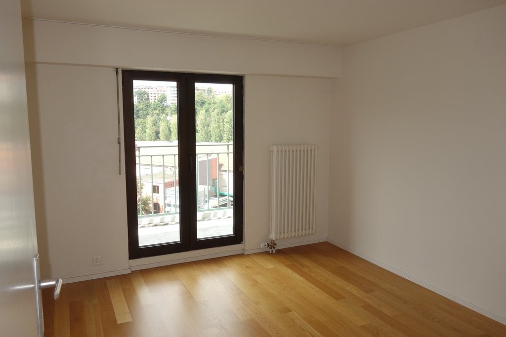 4 rooms apartment, photo 8 of 10