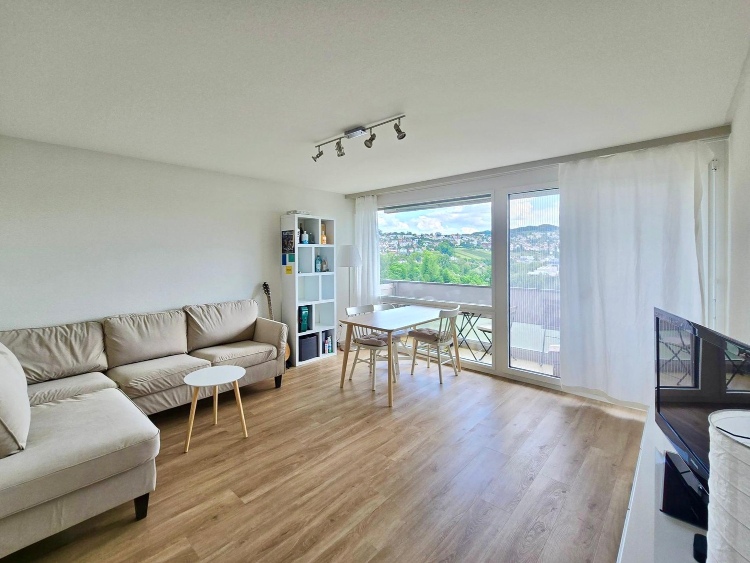 3 rooms apartment