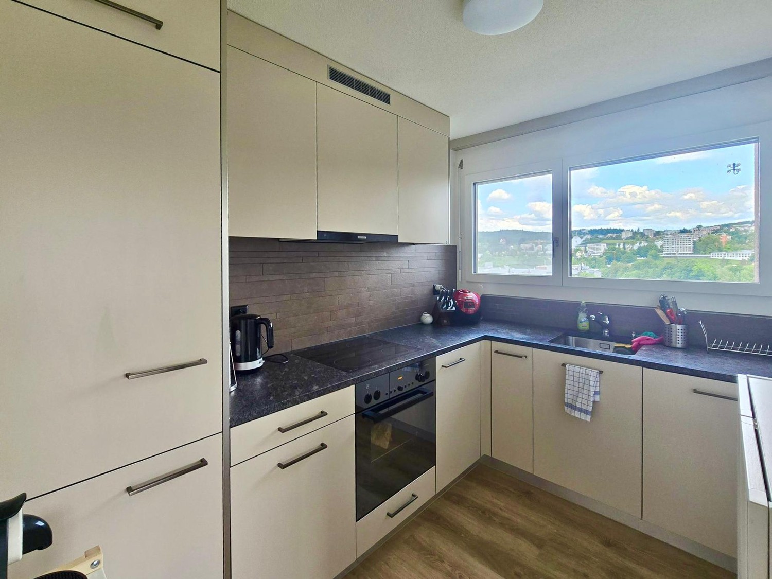 3 rooms apartment