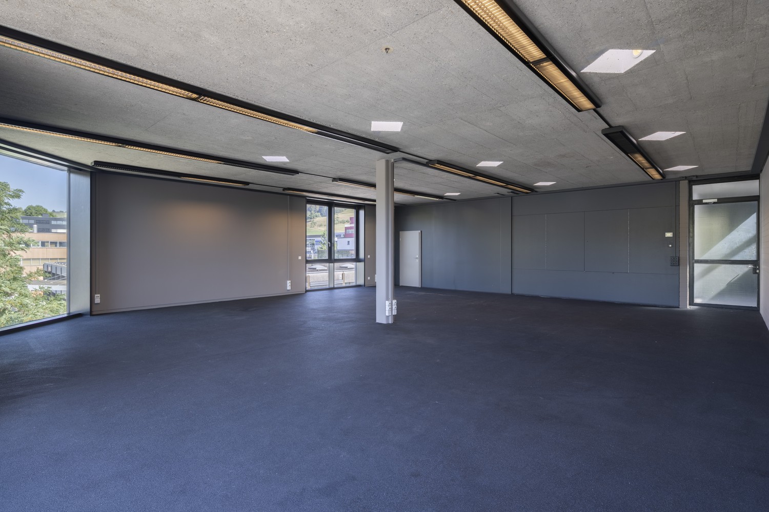 135m² office, photo 3 of 5
