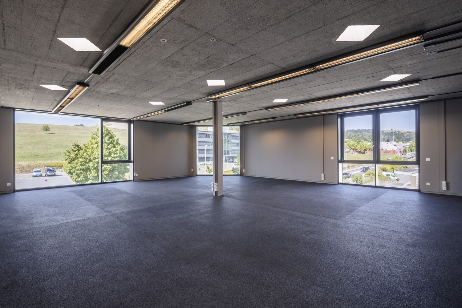135m² office, photo 1 of 5