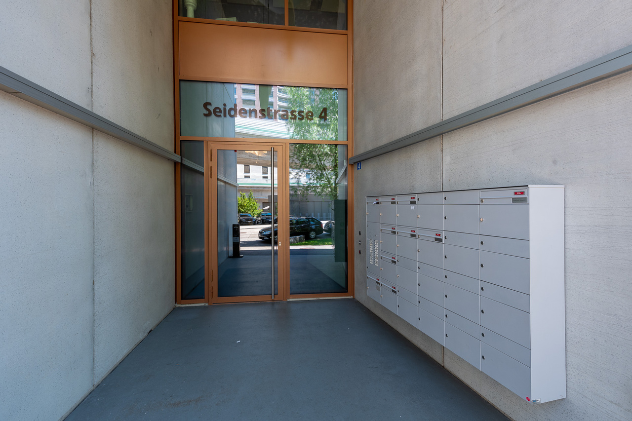 ufficio di 912m²