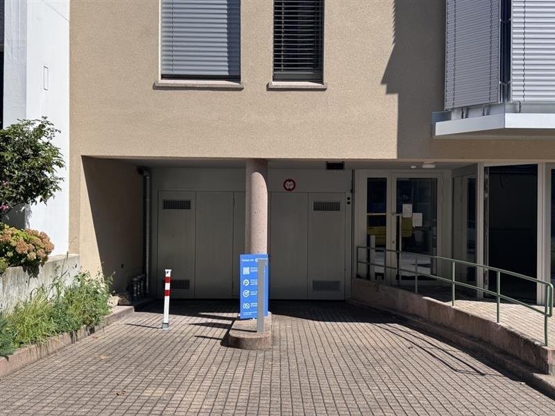 Posto auto in garage sotterranea, foto 2 di 2