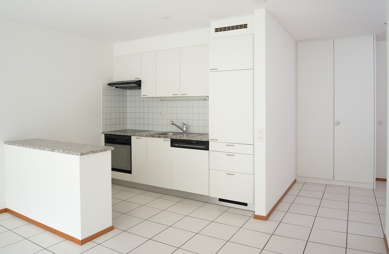 2 ½ rooms apartment (4)