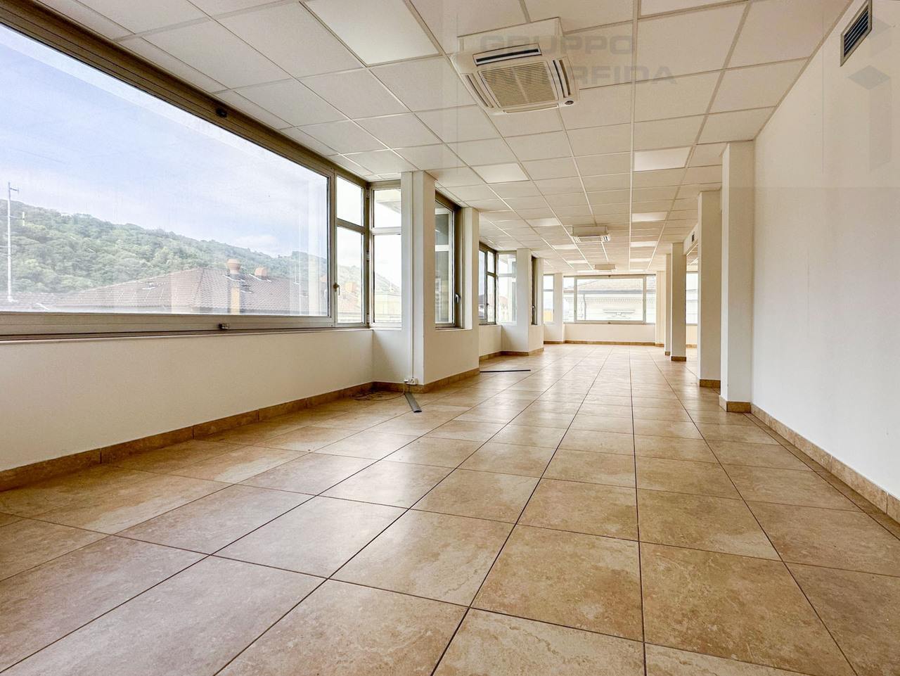 140m² office, photo 6 of 8