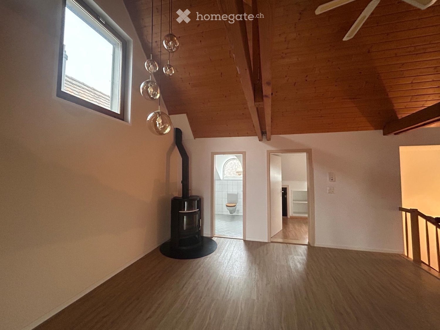 5 rooms apartment