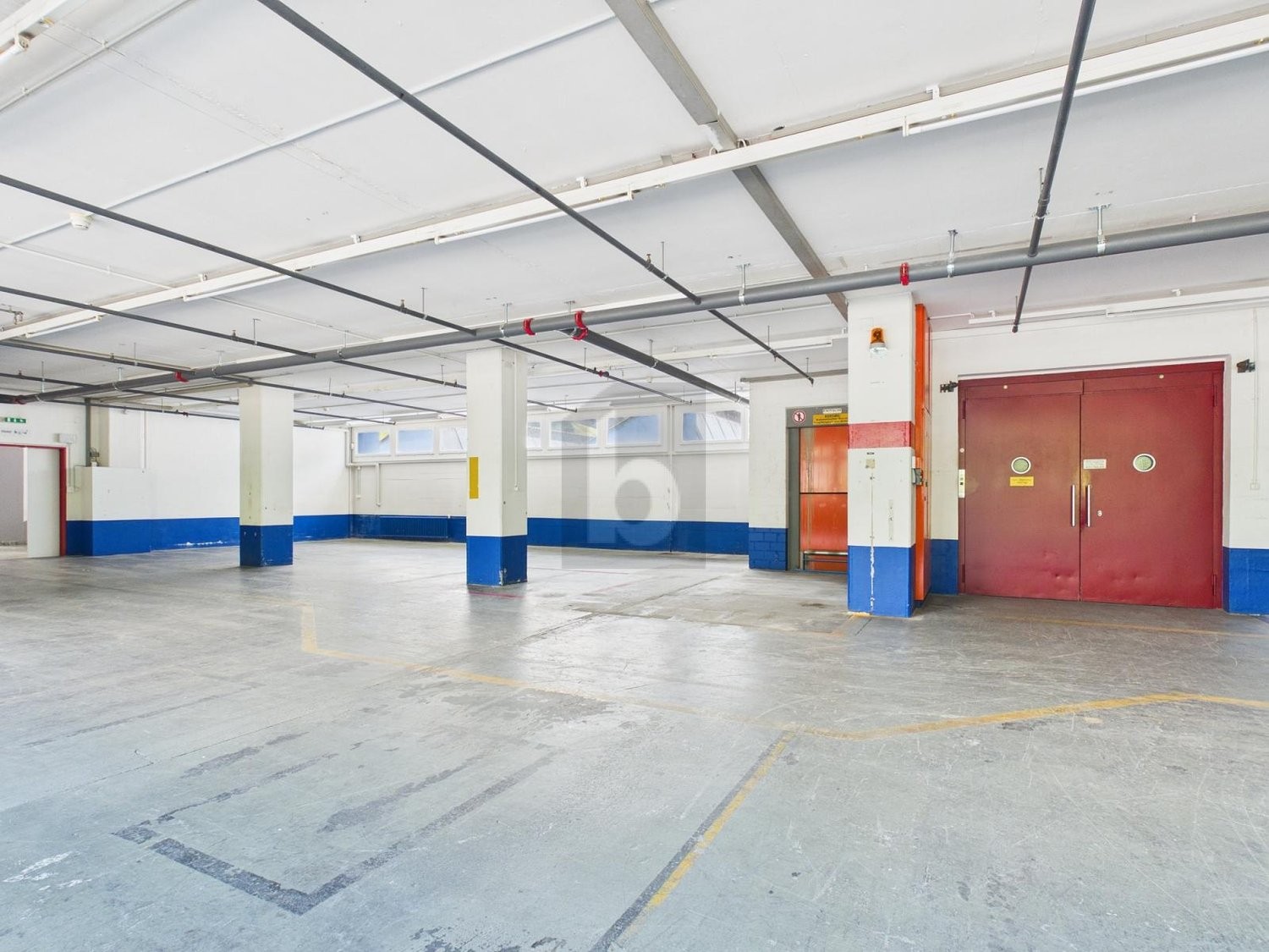 545m² storage room, photo 4 of 4