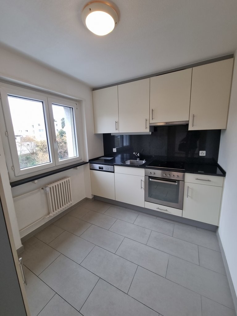 5 rooms apartment