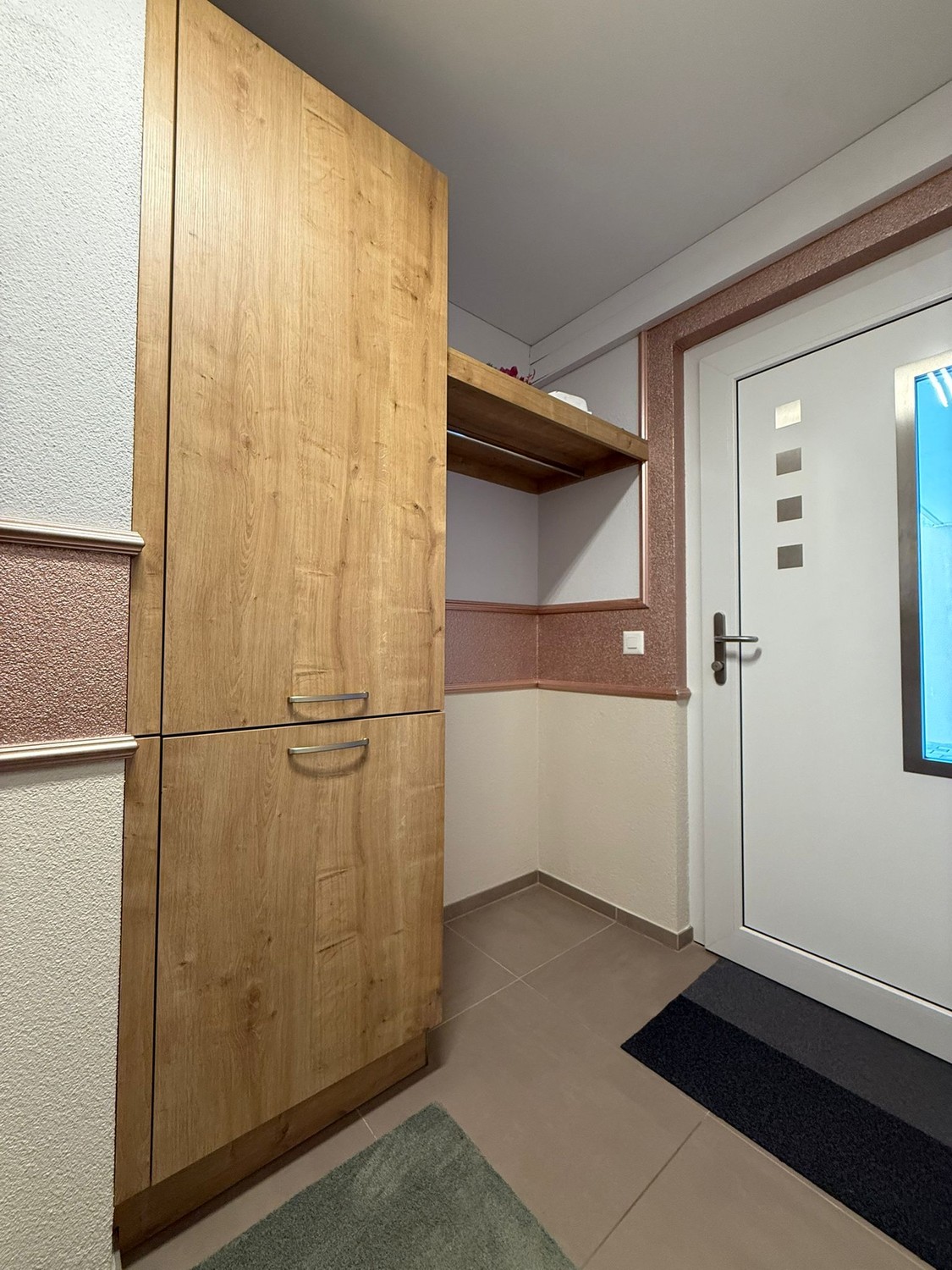 6 rooms single house, photo 1 of 10
