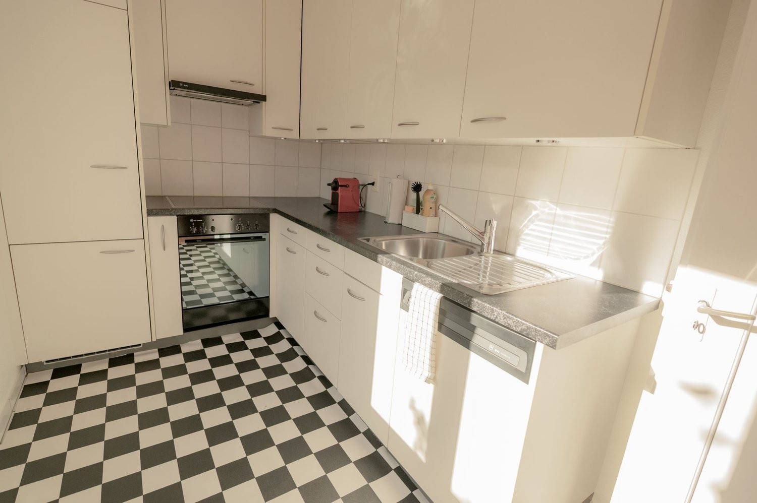 2 rooms furnished flat, photo 3 of 8