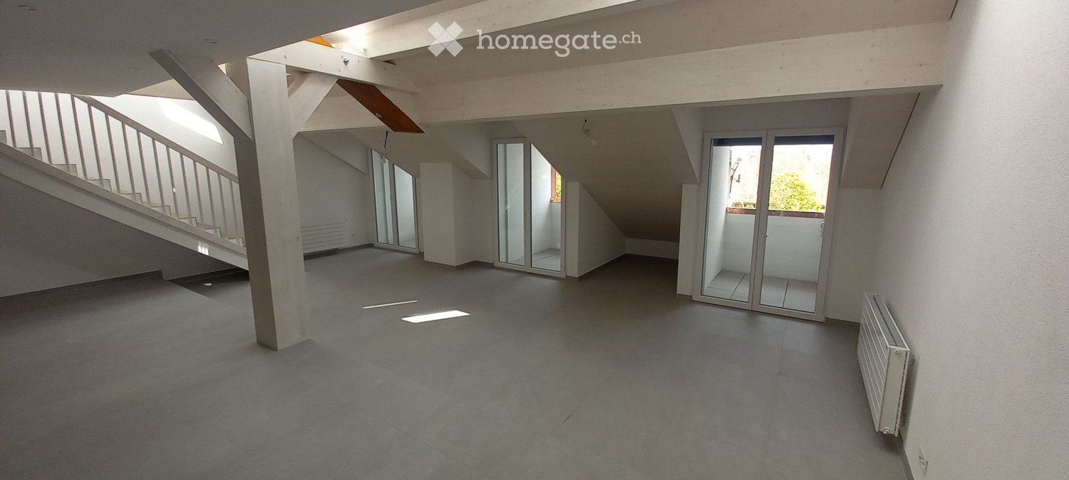 4 room apartment, photo 2 of 5