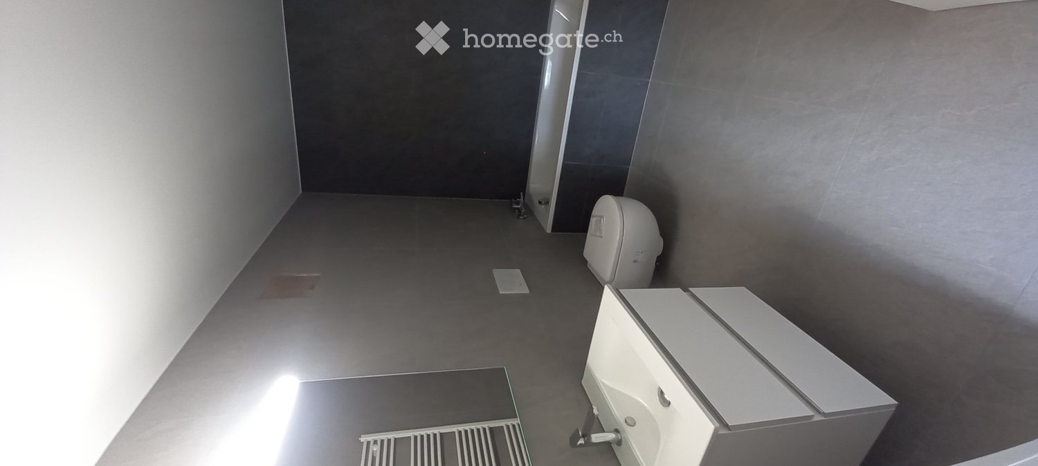 4 room apartment, photo 3 of 5
