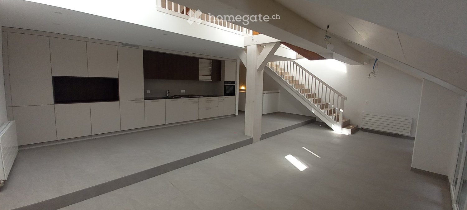 4 room apartment, photo 1 of 5
