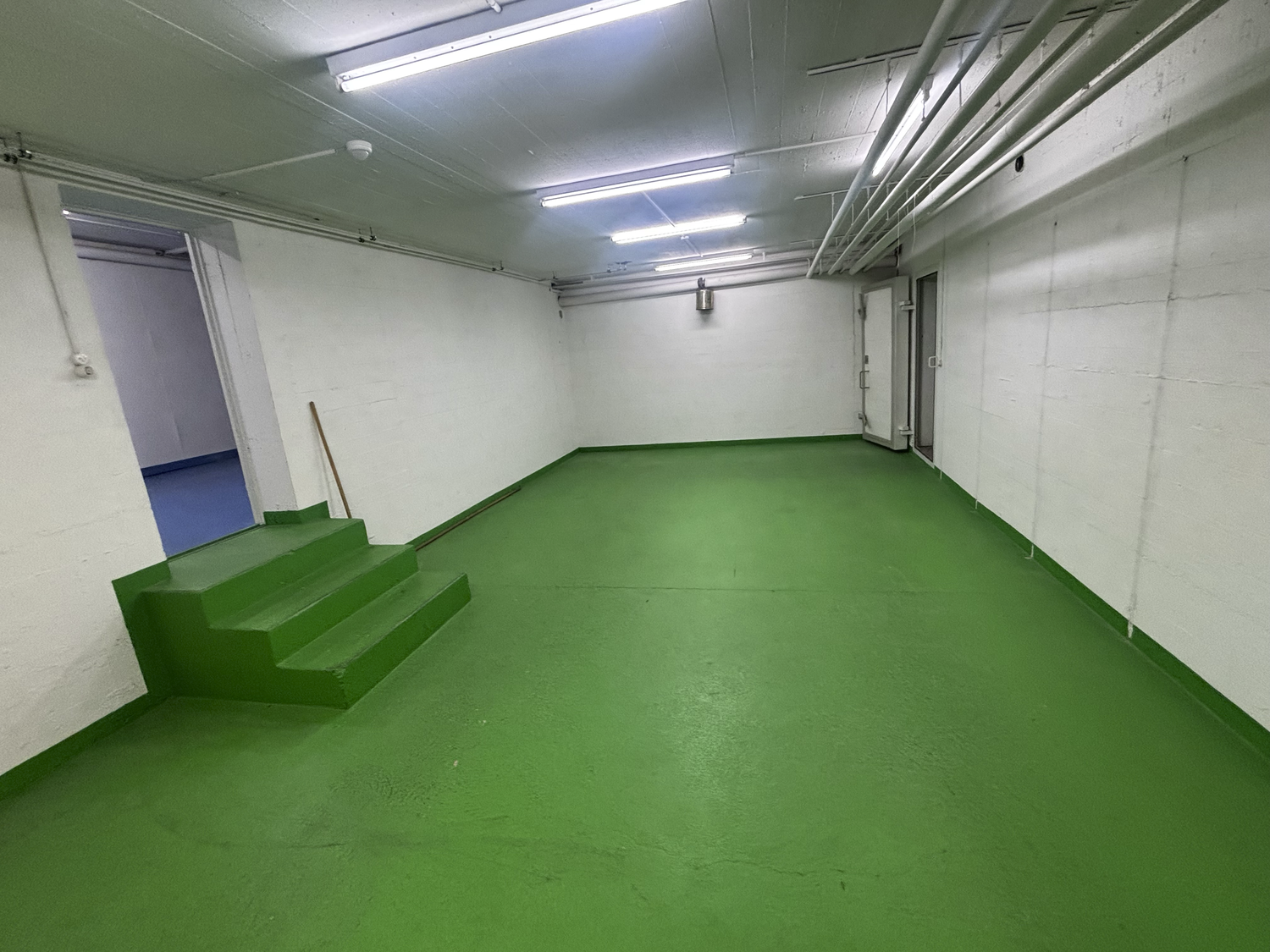 92m² cellar compartment, photo 3 of 4