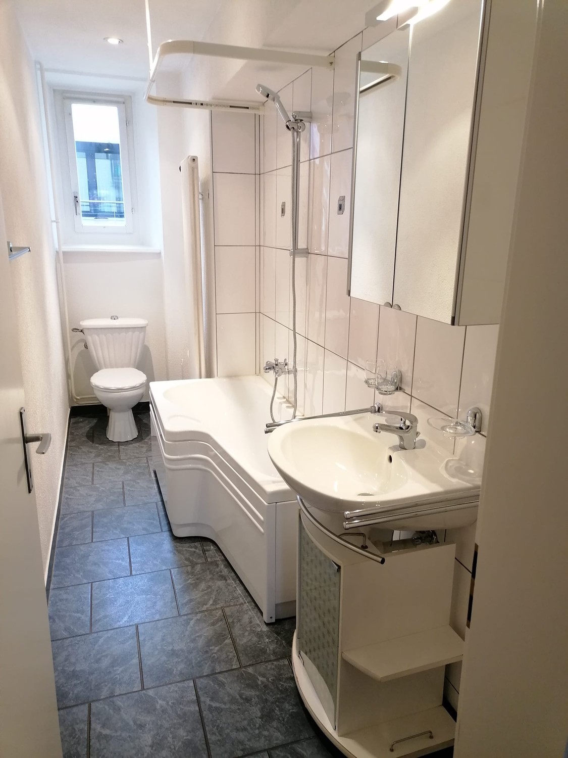 3 rooms apartment, photo 1 of 9