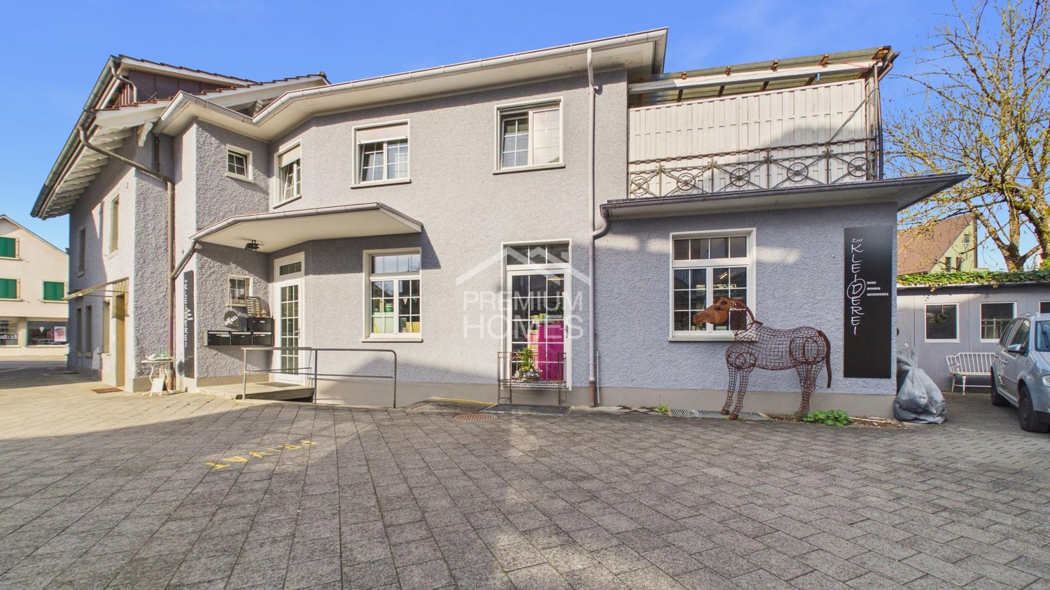 140m² commerciale