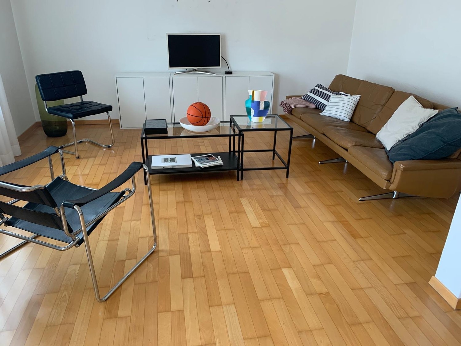 4 rooms apartment, photo 3 of 10