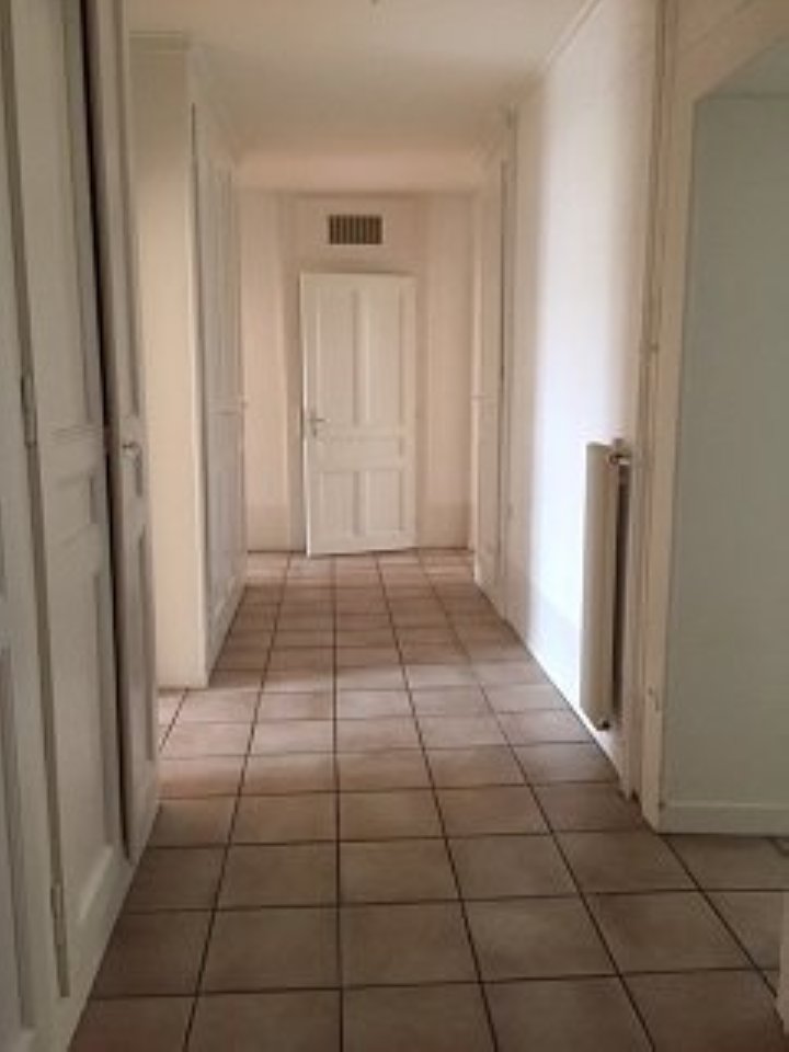 4 rooms apartment, photo 5 of 7