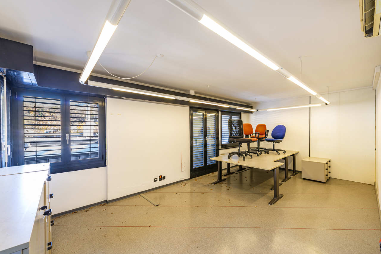 4000m² commerciale