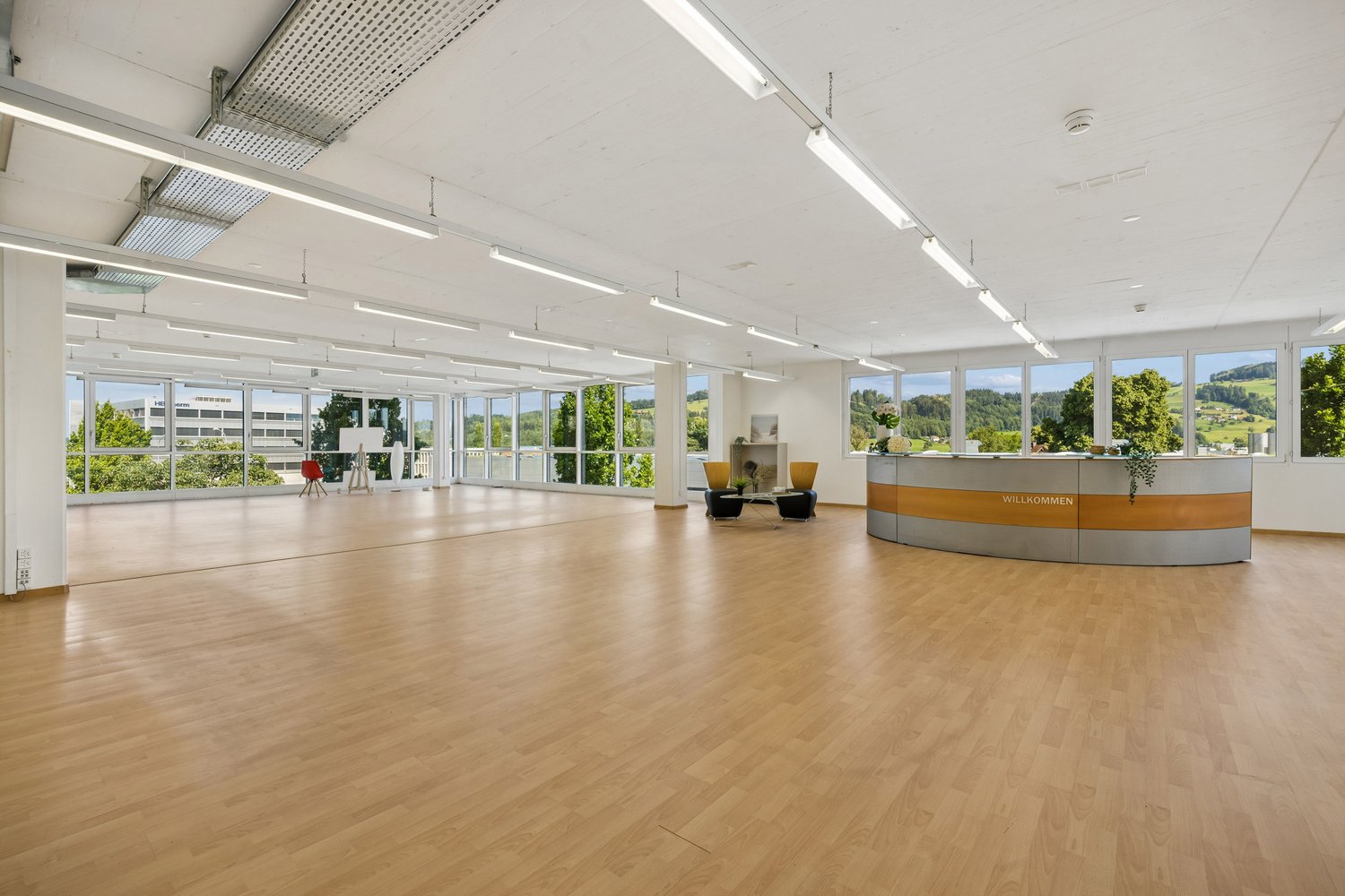 549m² office, photo 4 of 10