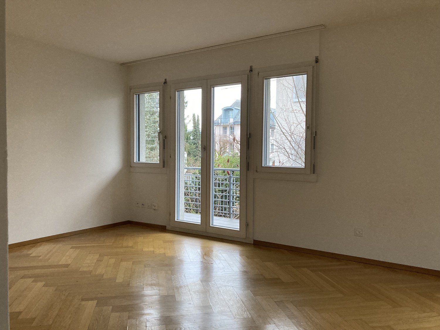 2 rooms apartment, photo 1 of 8