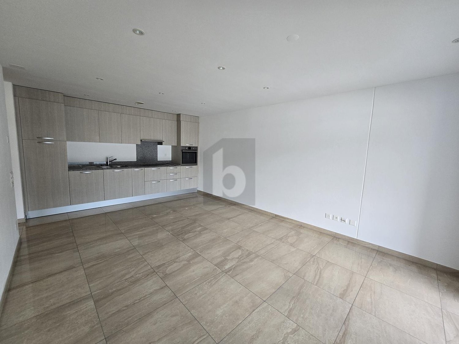 2 ½ rooms apartment, photo 3 of 4