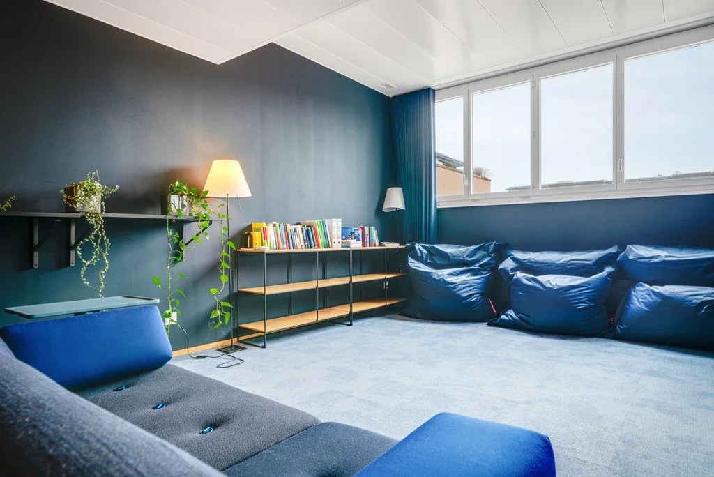 1160m² commercial