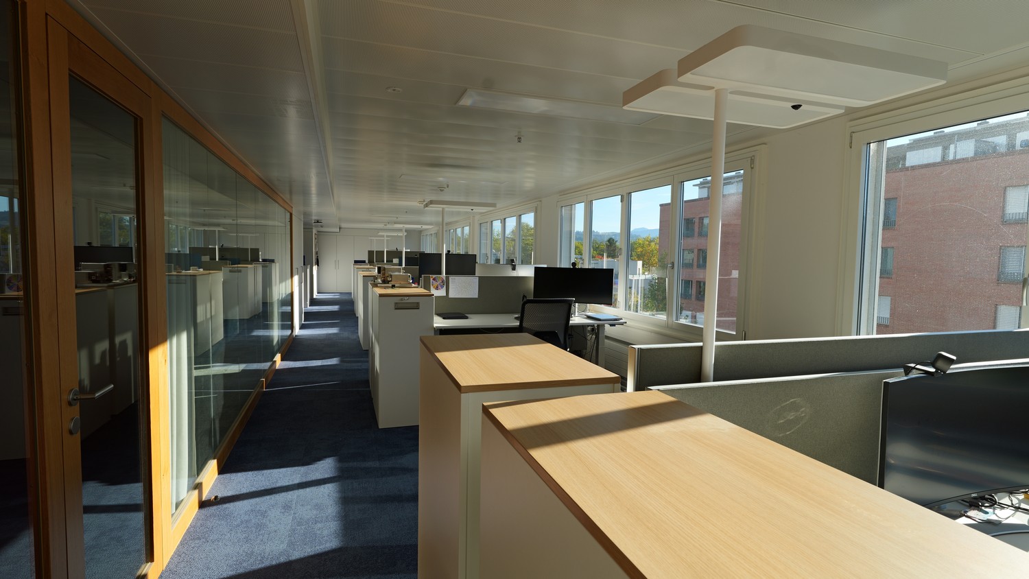 1160m² commercial