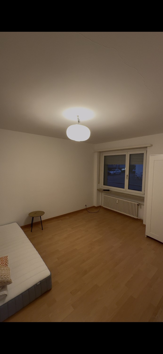 Room in a shared flat (2)