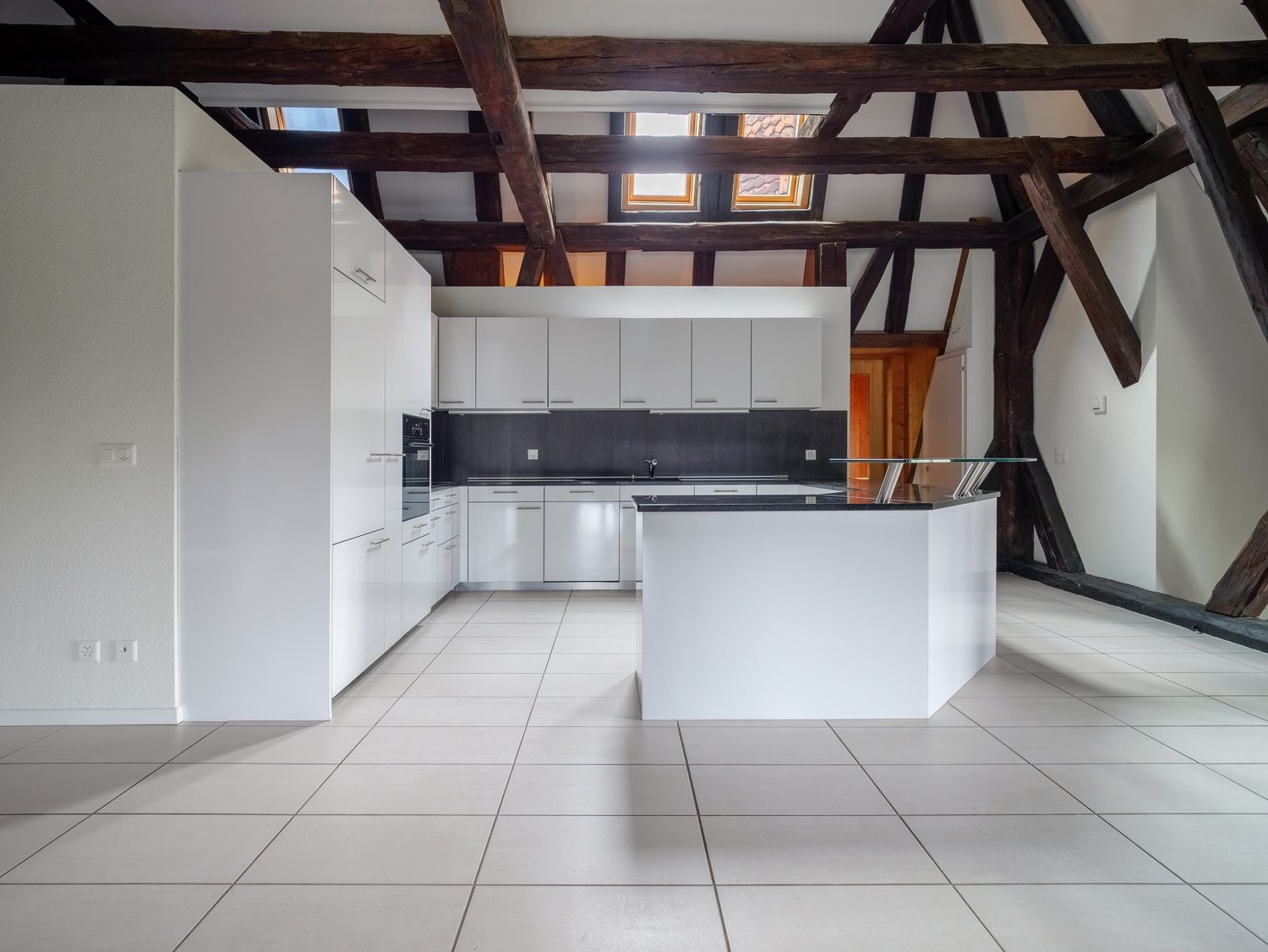 2 ½ rooms apartment (2)